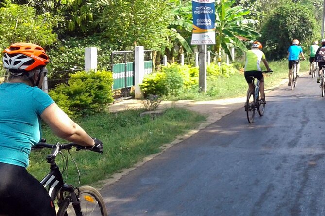 Cycling to Rawana Waterfall, Ravanas Cave and Ella Gap - Good To Know