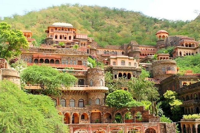 Day Excursion to Neemrana Fort From Delhi - Good To Know