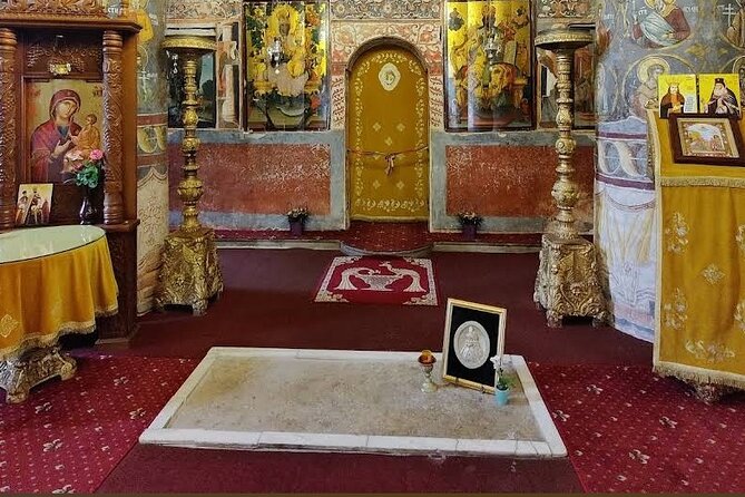 Draculas Grave, Peleș Castle and Târgoviște Princely Court - Good To Know