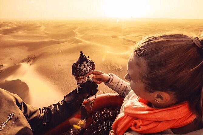 Dubai Desert Views by Balloon From Dubai & Falcon Show - Good To Know