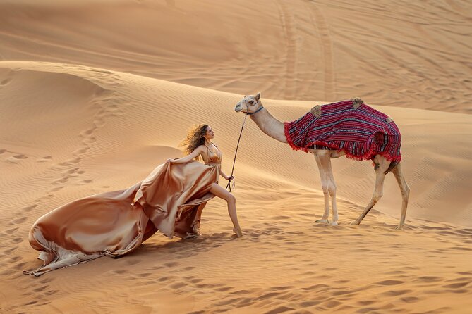 Dubais Desert Flying Dress © Photoshoot President Package - Good To Know