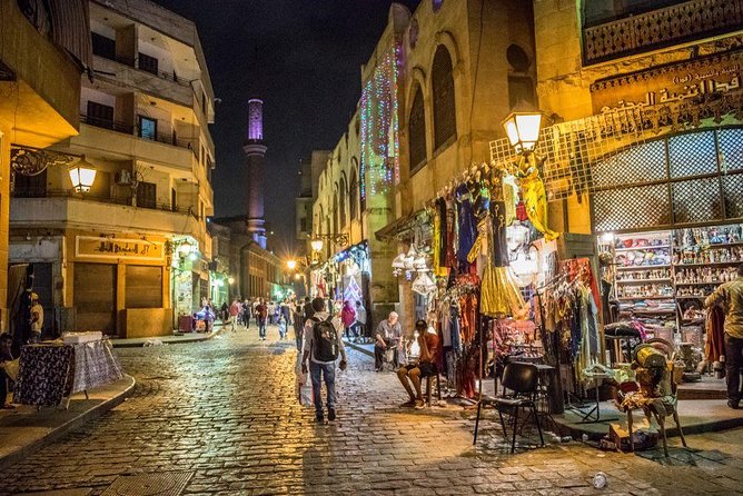 El-Moez Street, Cairo Tower and El-Fishawy Café - Good To Know