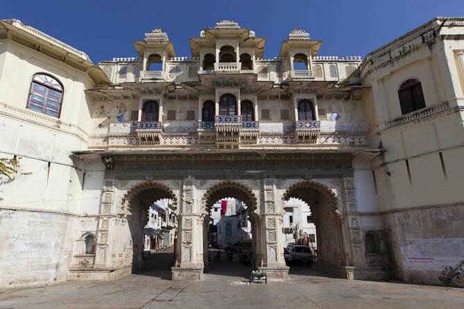 Evening Excursion: Bagore Ki Haveli Dance Show in Udaipur With Dinner - Good To Know