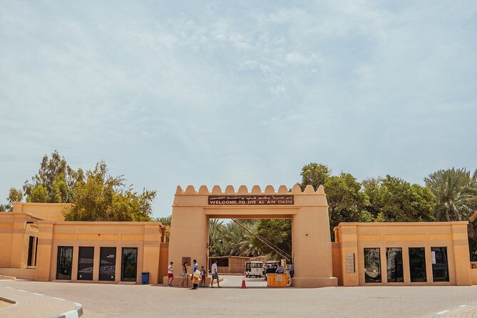 Experience the Oasis City: Al Ain Tour With Lunch - Good To Know