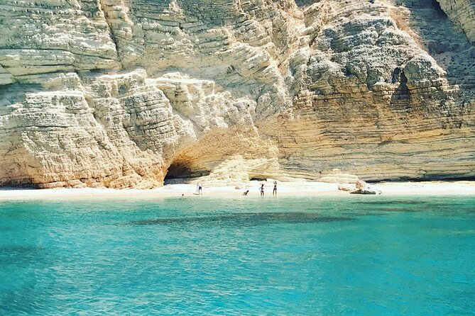 Explore Rinas Cave and Koufonisia Cruise From Naxos - Good To Know