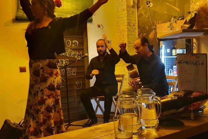 Flamenco Show With Wine Tasting and Tapas at Bodega La Jara - Good To Know