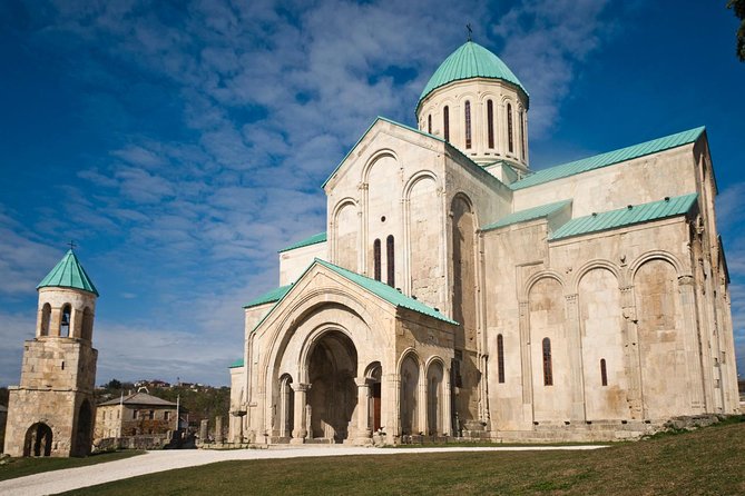 Friendly Tour – Kutaisi