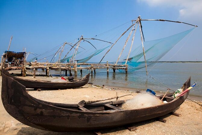 From Cochin Port: Backwaters by Shikara (Covered Canoe Boat) & Chinese Nets - Good To Know
