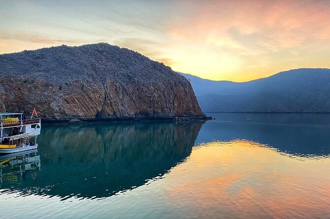 From Dubai Full-Day Boat Tour in Musandam: With a Buffet Lunch - Good To Know