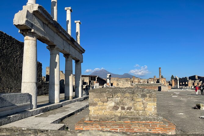From Positano: Pompeii Guided Tour With Wine Tasting - Tour Overview