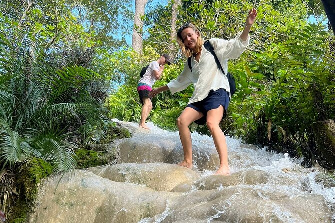 Full-Day Doi Suthep, Wat Pha Lad & Sticky Waterfall Guided Tour - Good To Know