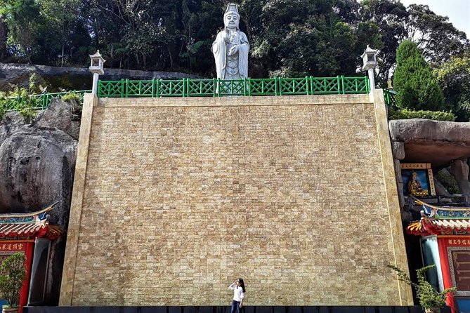 Full-Day Genting Higland Tour En-route Batu Caves - Good To Know