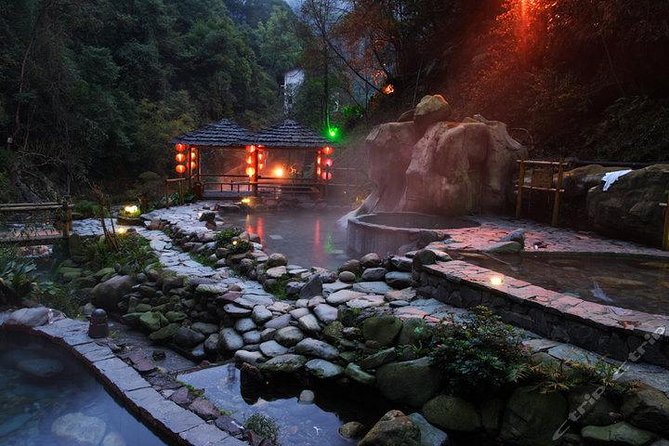 Full Day Longsheng Hot Spring Private Day Tour From Guilin or Yangshuo - Good To Know