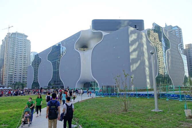 Full-Day Taichung Rainbow Village, Gaomei Wetland and Wuqi Tour - Good To Know