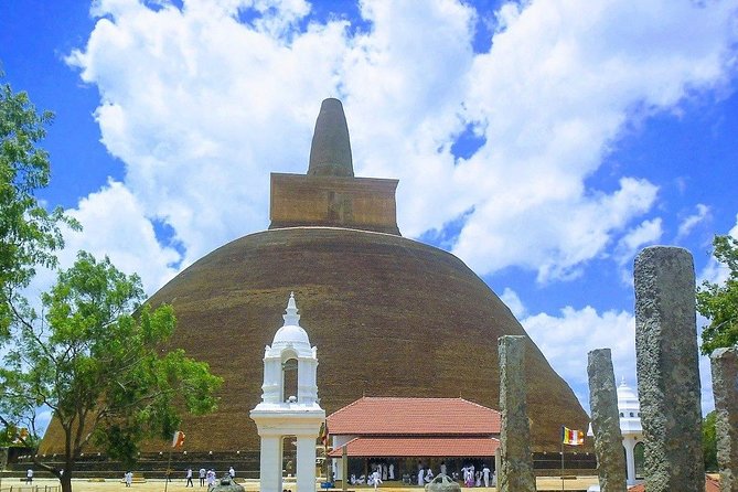 Full Day Tour to Anuradhapura From Negombo - Good To Know