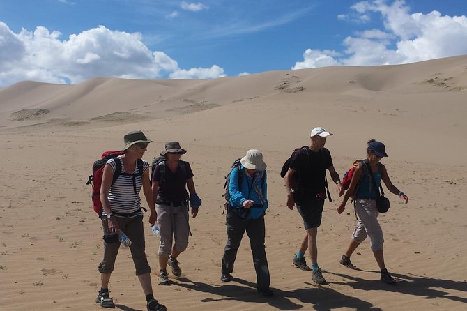 Gobi Desert and Eight Lakes Trekking and Driving Combined Tour - Good To Know