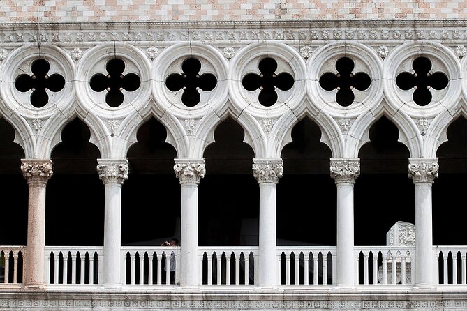 Gondola Ride & Doges Palace Guided Tour - Good To Know