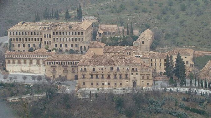 Granada: Albaicin and Sacromonte Sunset Tour - by Oh My Good Guide! - Good To Know