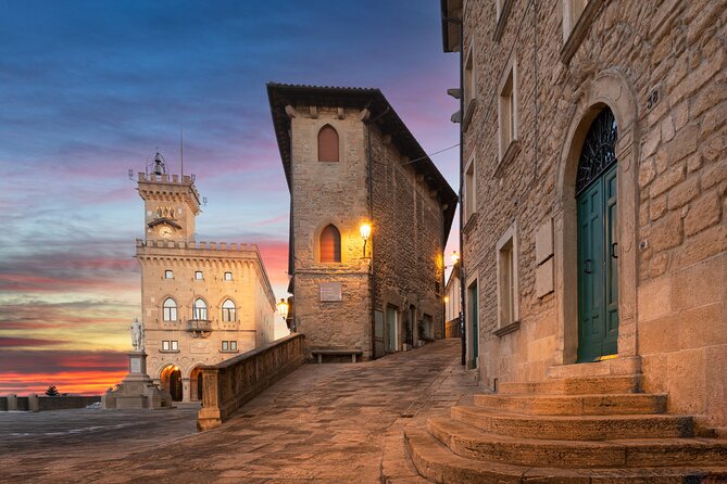Guided Tour of San Marino at Sunset With Aperitif Included - Good To Know