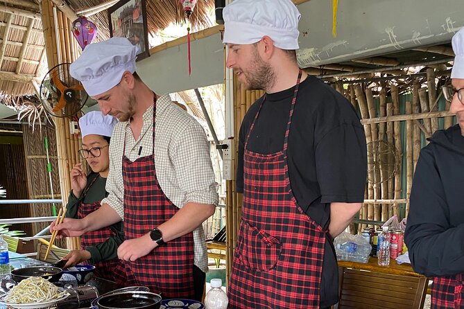Ha Noi Cooking Class With Local Market Tour - Good To Know