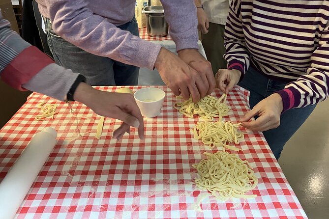 Hand-made Pasta and Tiramisu Cooking Masterclass in Rome - Experience the Authentic Italian Cuisine