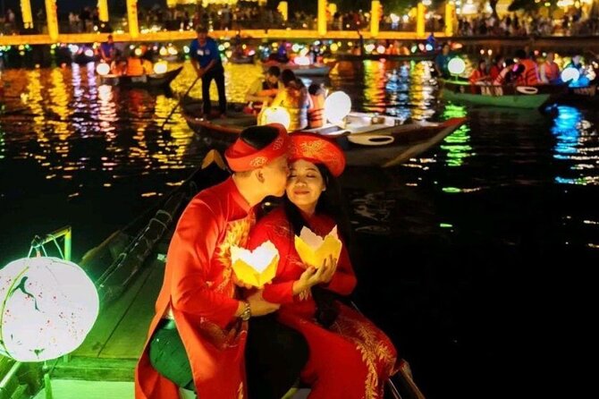 Hoai River Boat Trip by Night With Release Lantern - Good To Know