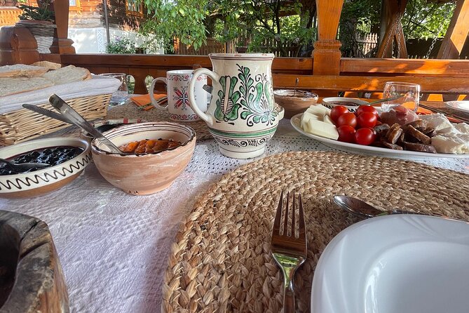 Immerse in Bucharest: Private Tour and Home-Cooked Delights - Good To Know