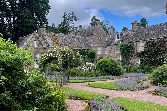 Invergordon Full Day Tour; Cawdor Castle, Fort George & Loch Ness - Good To Know