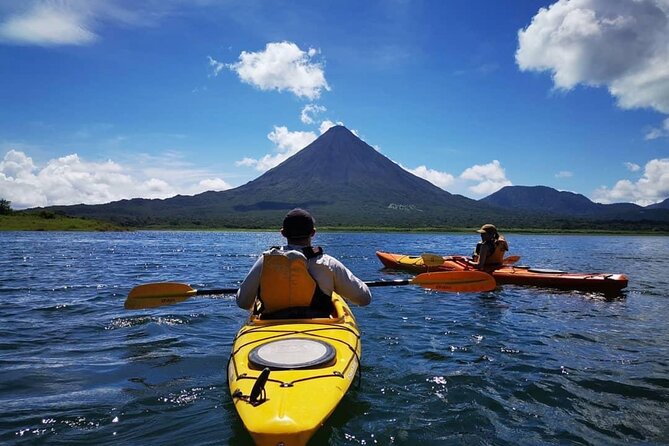 Kayak in the Arenal Lake La Fortuna - Good To Know