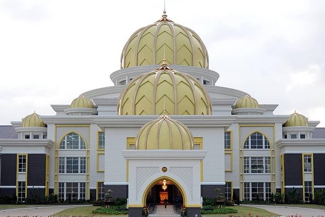 Kuala Lumpur Cruise Excursion Include Twin Tower Entrance Tour From Port Klang - Good To Know