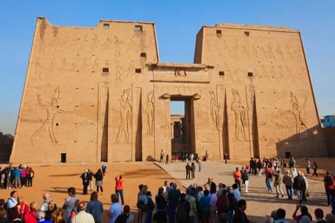 Luxor Tour From Luxor Airport Including Boat Tour & Banana Island - Good To Know