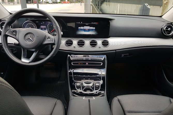 Luxury Vehicle From Brussels Airport to the City of Bruges - Good To Know
