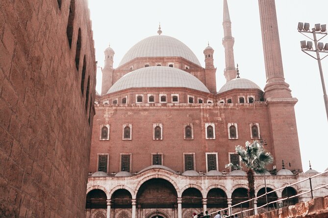 National Museum, Citadel and Bazaar Tour - Good To Know