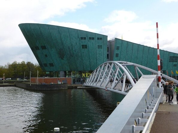 Nemo Science Museum and 1 Hour Canal Cruise Ticket in Amsterdam - Good To Know