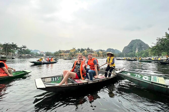 Ninh Binh Daily Tour: Hoa Lu Tam Coc Boat Trip, Bike & Limousine - Inclusions
