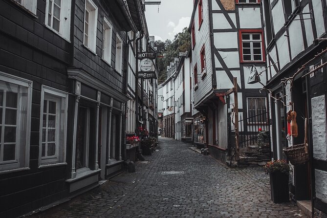 Old Town Private Guided Tour in Monschau - Good To Know