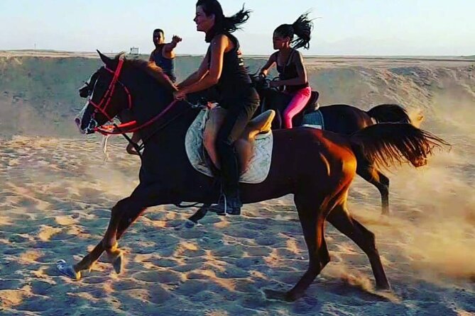 One Hour Horse Ride & One Hour Speed Boat & & 7 Min Parachute - Hurghada - Good To Know