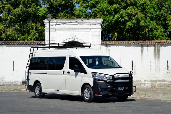 One-Way Private Transfer From/To Airport or Hotels in Granada - Good To Know