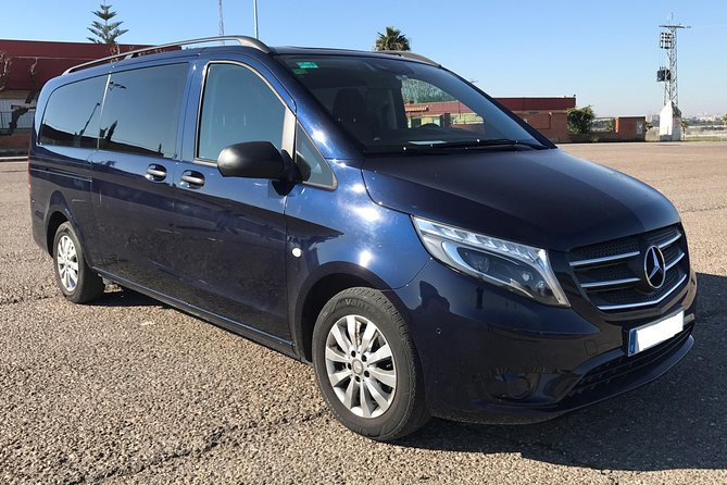 One-Way Transfer by Minivan From Seville Airport to Hotel in Seville Center - Good To Know