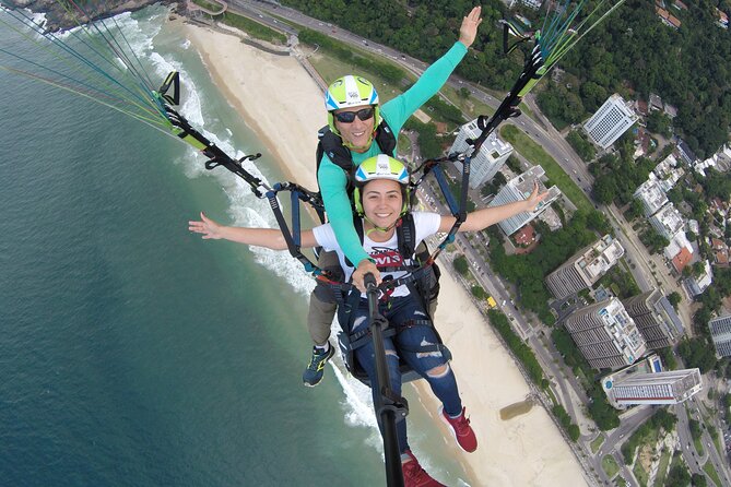 Paragliding Rio De Janeiro With Bomvoo.Rio