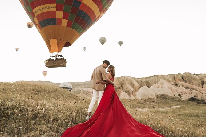 Photo Shoot in Cappadocia With Flying Dresses - Good To Know