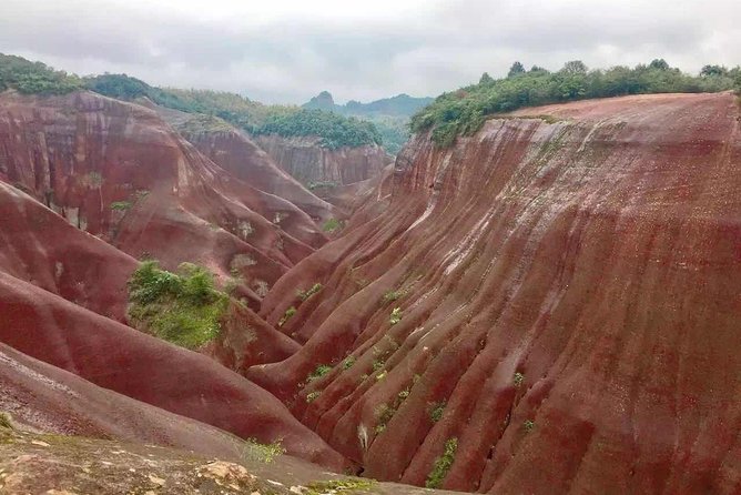 Private 2D Tour to Xiaodongjiang Lake & Gaoyiling Danxia From Guangzhou by Train - Good To Know