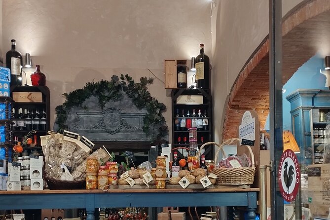 Private and Guided Walking Tour of Arezzo City of Gold - Tour Information