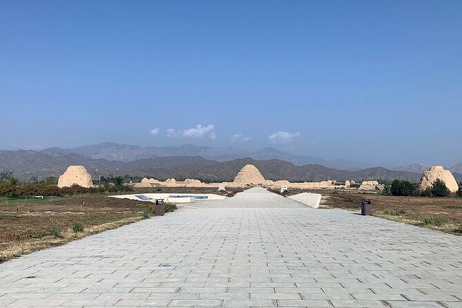 Private Day Tour in Yinchuan Including Lunch and Admission Tickets - Good To Know
