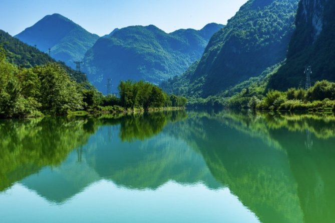 Private Day Tour to Xiatianxia Valley in Yangshan County From Guangzhou - Tour Highlights