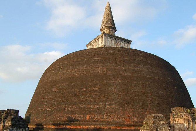 Private Day Trip to Anuradhapura Ancient City From Kandy/Dambulla - Good To Know