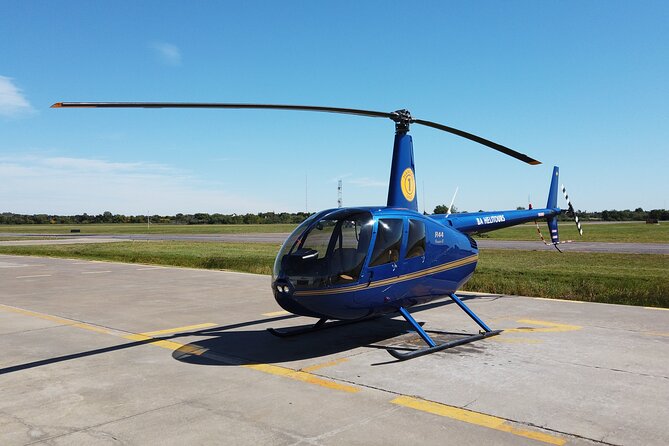 Private Helicopter Flight Over Northern Buenos Aires for 3 People - Good To Know