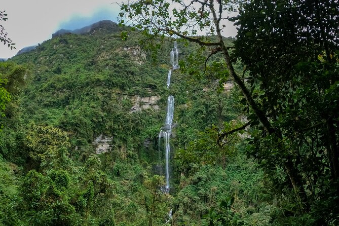 Private Hiking Tour La Chorrera Waterfall in Colombia - Good To Know