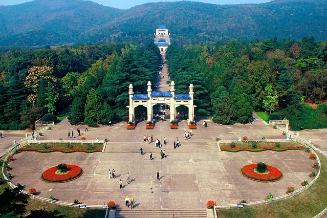 Private Nanjing Layover Tour to Sun Yat-sem Mausoleum and Xiaoling Tomb - Good To Know