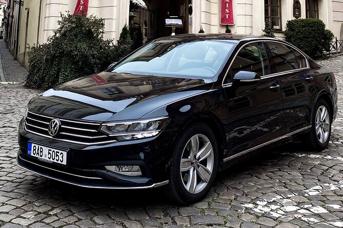 Private ROUND-TRIP to and From ČESKÝ Krumlov(Unesco Heritage)By LIMOUSINE 3+1pax - Good To Know